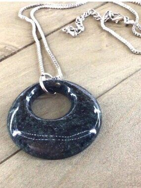 Pendant Necklace Natural Stone Green Jasper Healing Silver Tone Chain 30 Inch